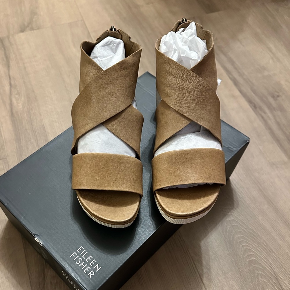 Eileen Fisher Sport Tumbled Leather Sneaker Sandal - Tan/Honey - Size 7.5